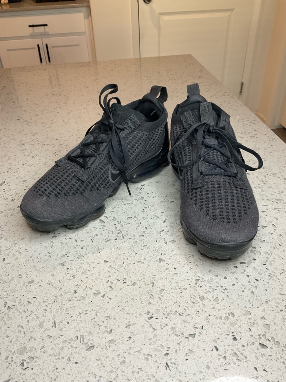 Nike Air VaporMax 2021 Size 5Y Flyknit GS Triple Black Shoes (DB1550-001)